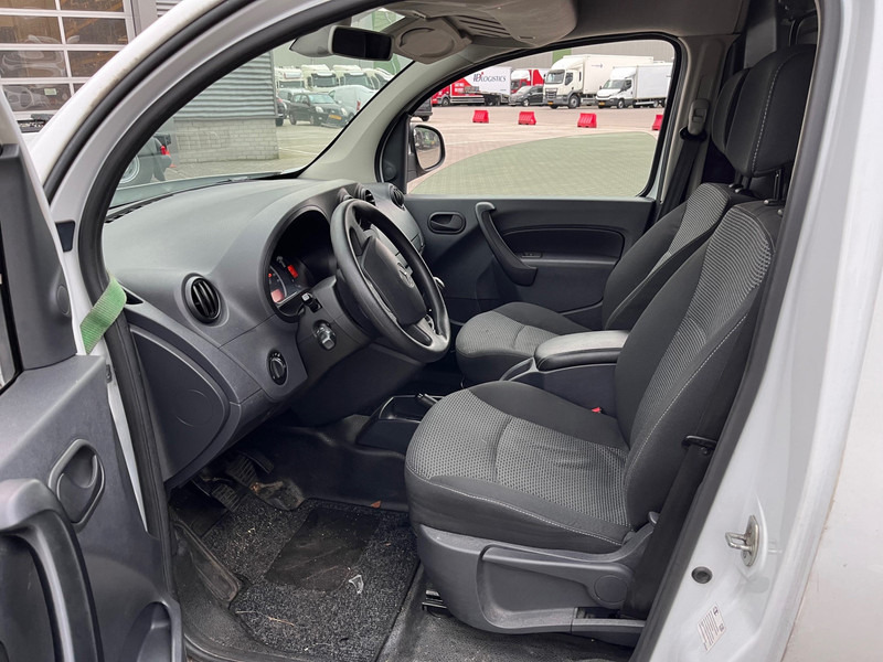Mercedes-Benz Citan 109 CDI / Extra Lang / UNFALL / DAMAGE - Mali kombi: slika 5 Mercedes-Benz Citan 109 CDI / Extra Lang / UNFALL / DAMAGE - Mali kombi: slika 5