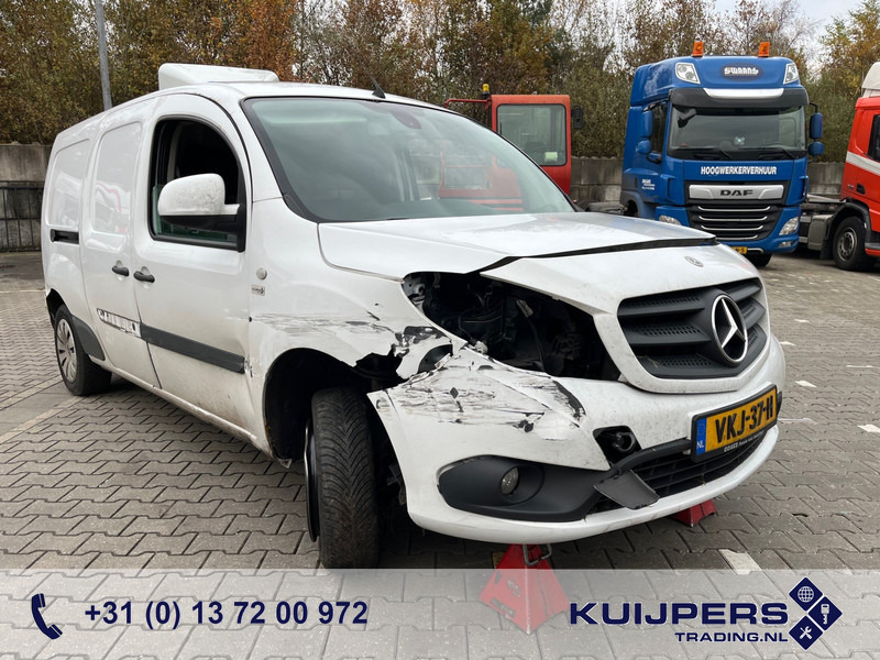 Mercedes-Benz Citan 109 CDI / Extra Lang / UNFALL / DAMAGE - Mali kombi: slika 1 Mercedes-Benz Citan 109 CDI / Extra Lang / UNFALL / DAMAGE - Mali kombi: slika 1