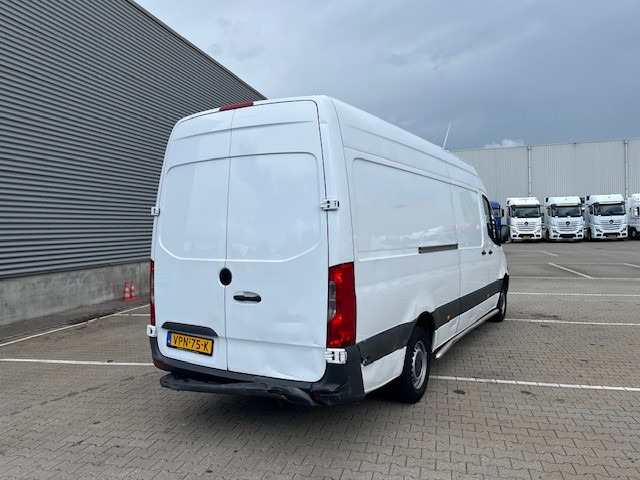 Mercedes-Benz Sprinter 315 1.9 CDI / L4 H2 / Automatic / APK-TUV 04-26 - Furgon: slika 4 Mercedes-Benz Sprinter 315 1.9 CDI / L4 H2 / Automatic / APK-TUV 04-26 - Furgon: slika 4