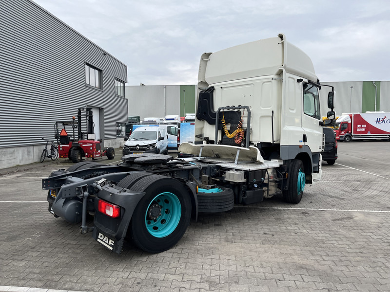 DAF CF 85 360 Euro 5 ATe / Space Cab / 945 dkm / NL Truck / APK TUV 07-25 - Vlačilec: slika 2 DAF CF 85 360 Euro 5 ATe / Space Cab / 945 dkm / NL Truck / APK TUV 07-25 - Vlačilec: slika 2