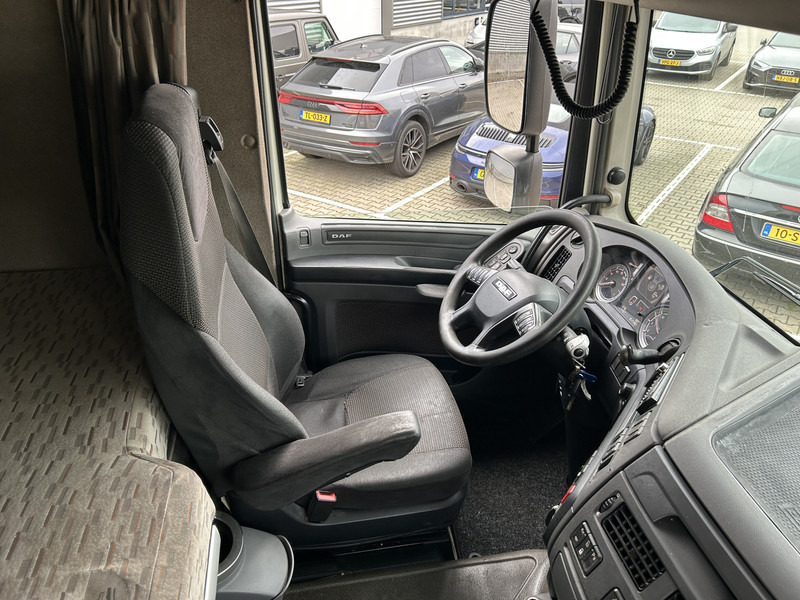 DAF XF 440 FT SC / Smart Tacho V2 / 2 Tanks / Stand Klima - Vlačilec: slika 3 DAF XF 440 FT SC / Smart Tacho V2 / 2 Tanks / Stand Klima - Vlačilec: slika 3