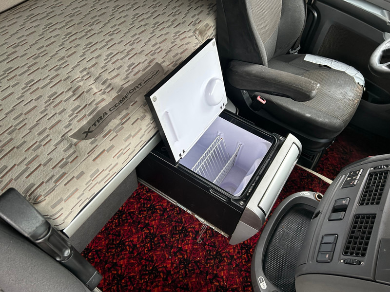 DAF XF 460 FT SC / 766 dkm / New Tacho V2 / 2 Tanks / APK TUV 11-26 lizing DAF XF 460 FT SC / 766 dkm / New Tacho V2 / 2 Tanks / APK TUV 11-26: slika 8 DAF XF 460 FT SC / 766 dkm / New Tacho V2 / 2 Tanks / APK TUV 11-26 lizing DAF XF 460 FT SC / 766 dkm / New Tacho V2 / 2 Tanks / APK TUV 11-26: slika 8