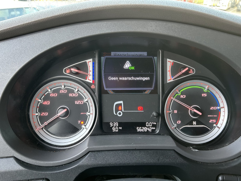 DAF XF 480 FT SSC / 562 dkm / 2 Tanks / APK TUV 10-26 - Vlačilec: slika 4 DAF XF 480 FT SSC / 562 dkm / 2 Tanks / APK TUV 10-26 - Vlačilec: slika 4