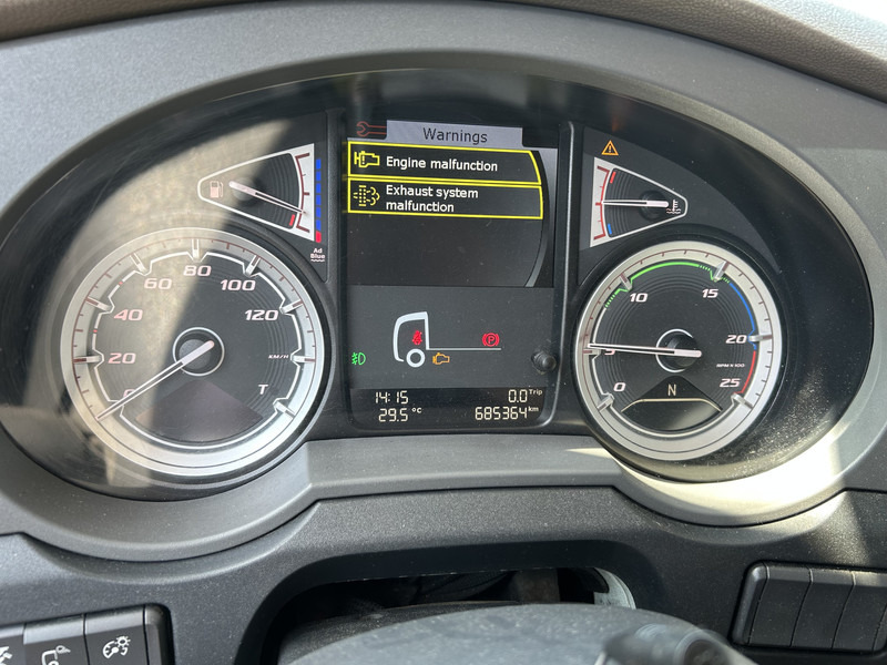 DAF XF 480 FTG Space Cab / 685 dkm / 6x2 / New Tacho / APK TUV 10-25 - Vlačilec: slika 4 DAF XF 480 FTG Space Cab / 685 dkm / 6x2 / New Tacho / APK TUV 10-25 - Vlačilec: slika 4