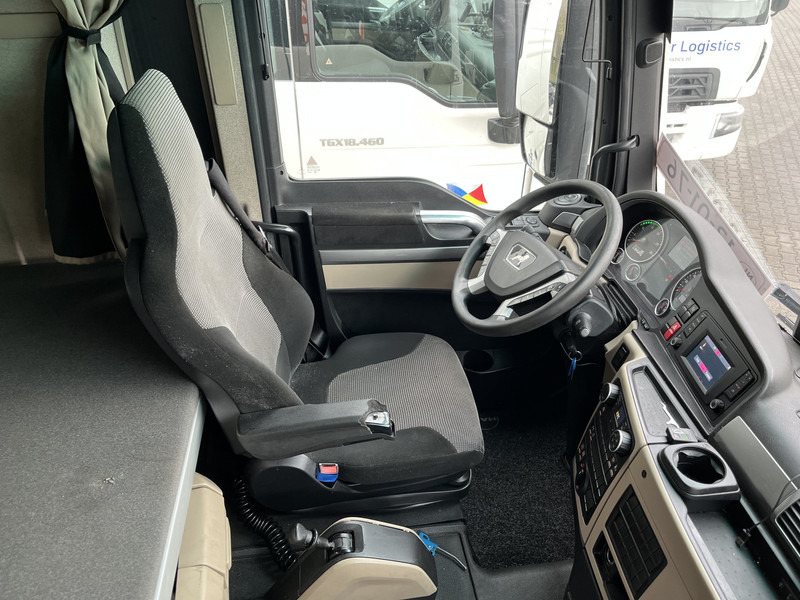 MAN TGX 18.460 XXL / Motor Defect -> Not Running / Retarder / 645 dkm / 2 Tanks - Vlačilec: slika 3 MAN TGX 18.460 XXL / Motor Defect -> Not Running / Retarder / 645 dkm / 2 Tanks - Vlačilec: slika 3