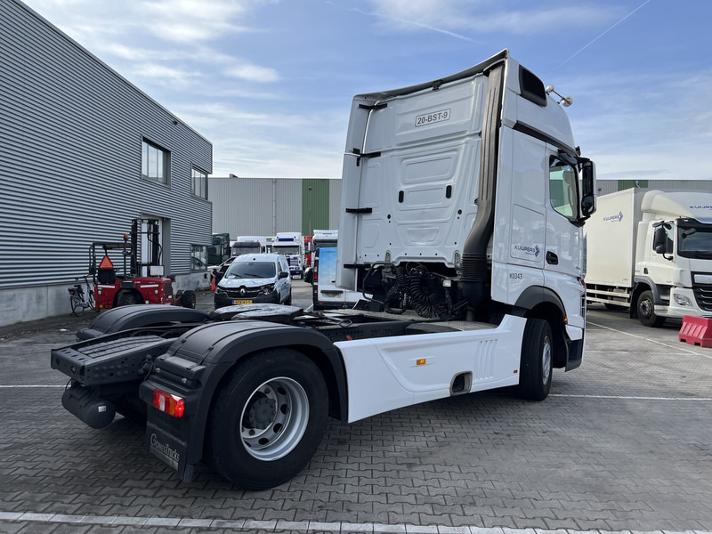 Mercedes-Benz Actros 1842 Gigaspace / 298 km / Full Spoiler / NL truck - Vlačilec: slika 2 Mercedes-Benz Actros 1842 Gigaspace / 298 km / Full Spoiler / NL truck - Vlačilec: slika 2