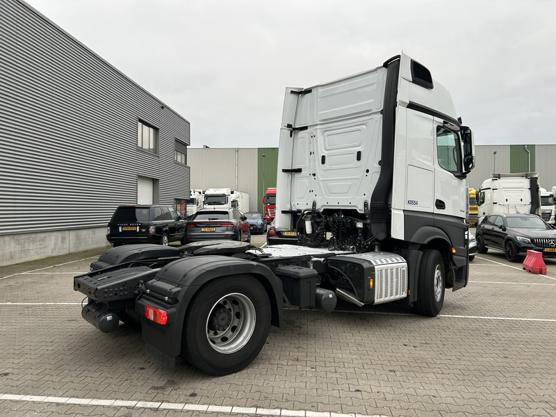 Mercedes-Benz Actros 1845 Gigaspace / Tacho V2 / Blower - PTO / Stand Airco / APK 04-26 - Vlačilec: slika 2 Mercedes-Benz Actros 1845 Gigaspace / Tacho V2 / Blower - PTO / Stand Airco / APK 04-26 - Vlačilec: slika 2