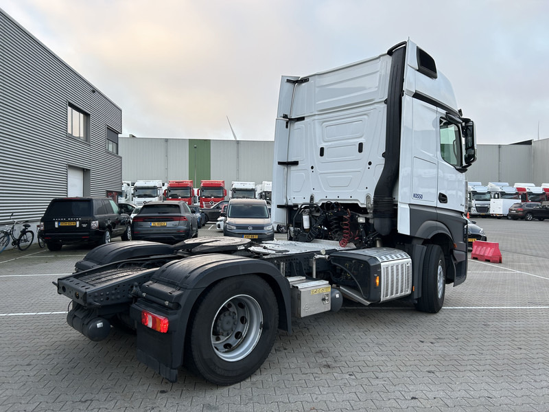 Mercedes-Benz Actros 1845 Gigaspace / Tacho V2 / Blower - PTO / Stand Airco / APK 04-26 - Vlačilec: slika 2 Mercedes-Benz Actros 1845 Gigaspace / Tacho V2 / Blower - PTO / Stand Airco / APK 04-26 - Vlačilec: slika 2