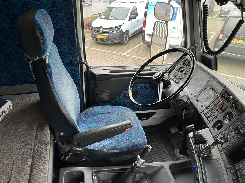 Scania R 143H V8 500 Streamline / V8 Sound / Retarder / Old Skool Classic - Vlačilec: slika 3 Scania R 143H V8 500 Streamline / V8 Sound / Retarder / Old Skool Classic - Vlačilec: slika 3