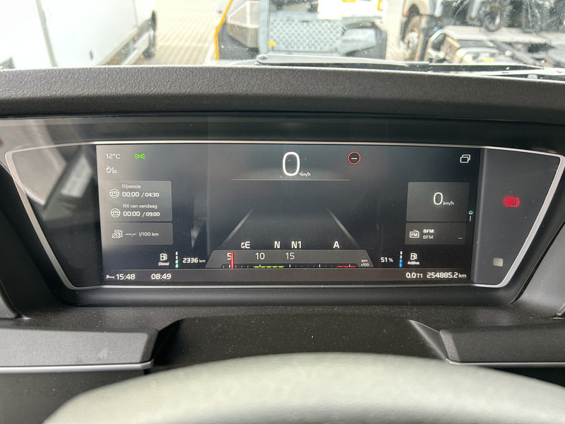 Volvo FH 500 Globetrotter XL / VEB+ / 2 Tanks / New Tacho V2 / APK TUV 07-26 - Vlačilec: slika 4 Volvo FH 500 Globetrotter XL / VEB+ / 2 Tanks / New Tacho V2 / APK TUV 07-26 - Vlačilec: slika 4