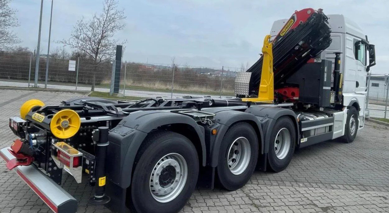 MAN TGS 35.510 8×4 Tridem kranväxlare Palfinger - Kotalni prekucni tovornjak, Tovornjak z dvigalom: slika 4 MAN TGS 35.510 8×4 Tridem kranväxlare Palfinger - Kotalni prekucni tovornjak, Tovornjak z dvigalom: slika 4