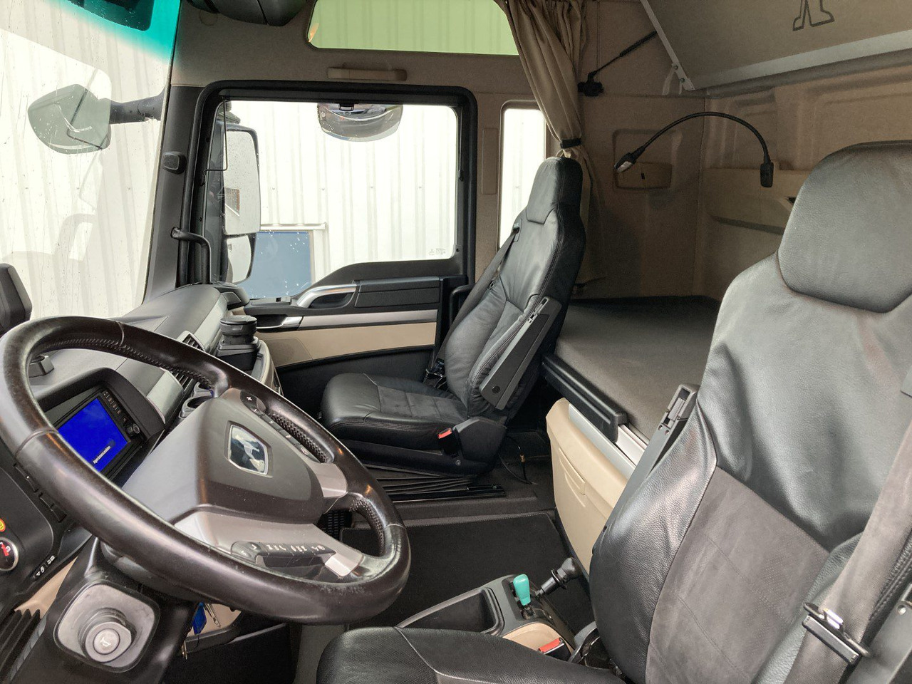 MAN Dragbil 6X2 - Vlačilec: slika 3 MAN Dragbil 6X2 - Vlačilec: slika 3