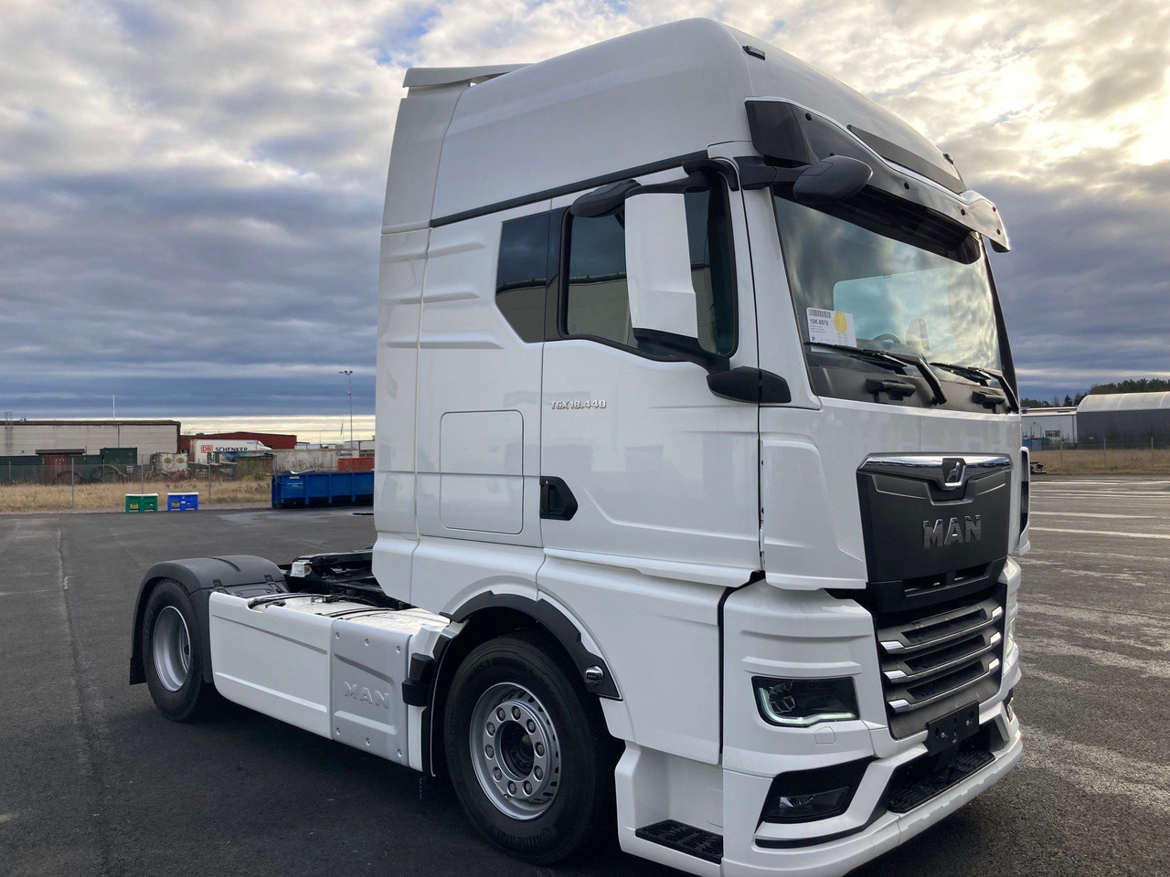 MAN TGX 18.440 4×2 Dragbil - Vlačilec: slika 2 MAN TGX 18.440 4×2 Dragbil - Vlačilec: slika 2