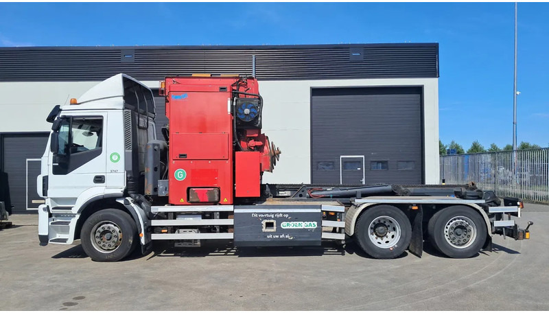 Iveco AD260SY/PS CNG - Smetarski tovornjak: slika 2 Iveco AD260SY/PS CNG - Smetarski tovornjak: slika 2