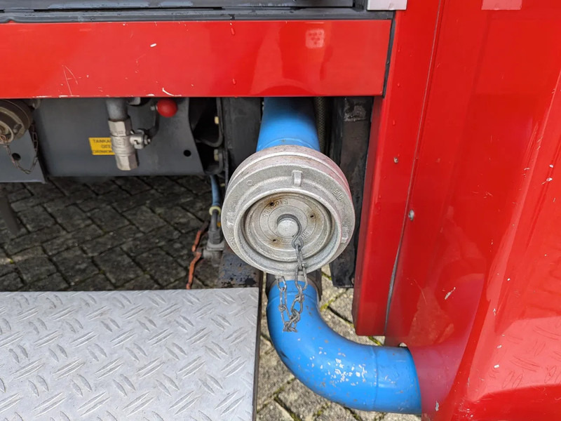 Gasilsko vozilo Mercedes-Benz: slika 8 Gasilsko vozilo Mercedes-Benz: slika 8