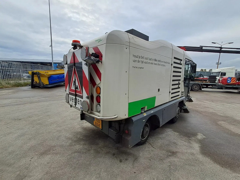 Ravo 540 540 - Vozilo za pometanje: slika 5 Ravo 540 540 - Vozilo za pometanje: slika 5