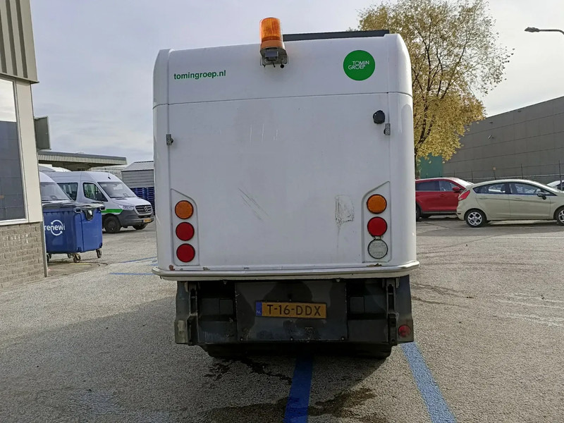 Ravo 540 - Vozilo za pometanje: slika 5 Ravo 540 - Vozilo za pometanje: slika 5