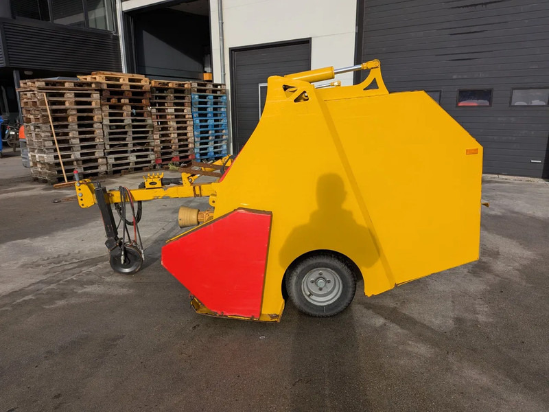 SCHOUTEN PX1802 PX 1802 - Vozilo za pometanje: slika 2 SCHOUTEN PX1802 PX 1802 - Vozilo za pometanje: slika 2