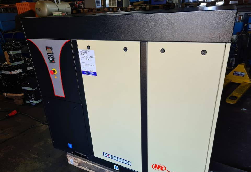 Kompresor śrubowy INGERSOLL RAND IRN 22K-CC 22 kw Falownik - Zračni kompresor: slika 2 Kompresor śrubowy INGERSOLL RAND IRN 22K-CC 22 kw Falownik - Zračni kompresor: slika 2