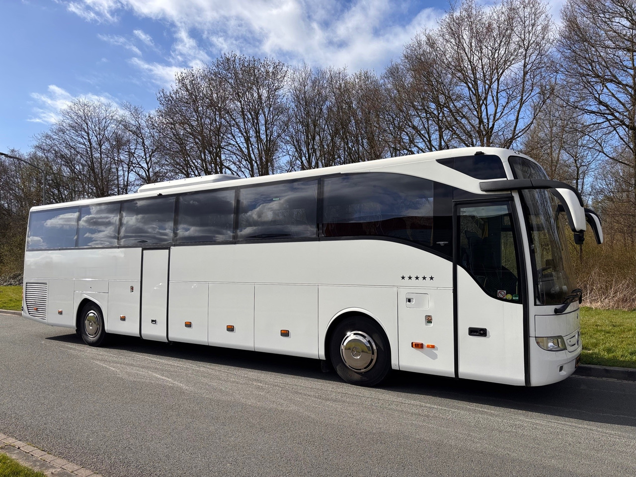 Mercedes TOURISMO RHD-M/2A, 56 pl. (6 gear hand!) - Potovalni avtobus: slika 1 Mercedes TOURISMO RHD-M/2A, 56 pl. (6 gear hand!) - Potovalni avtobus: slika 1