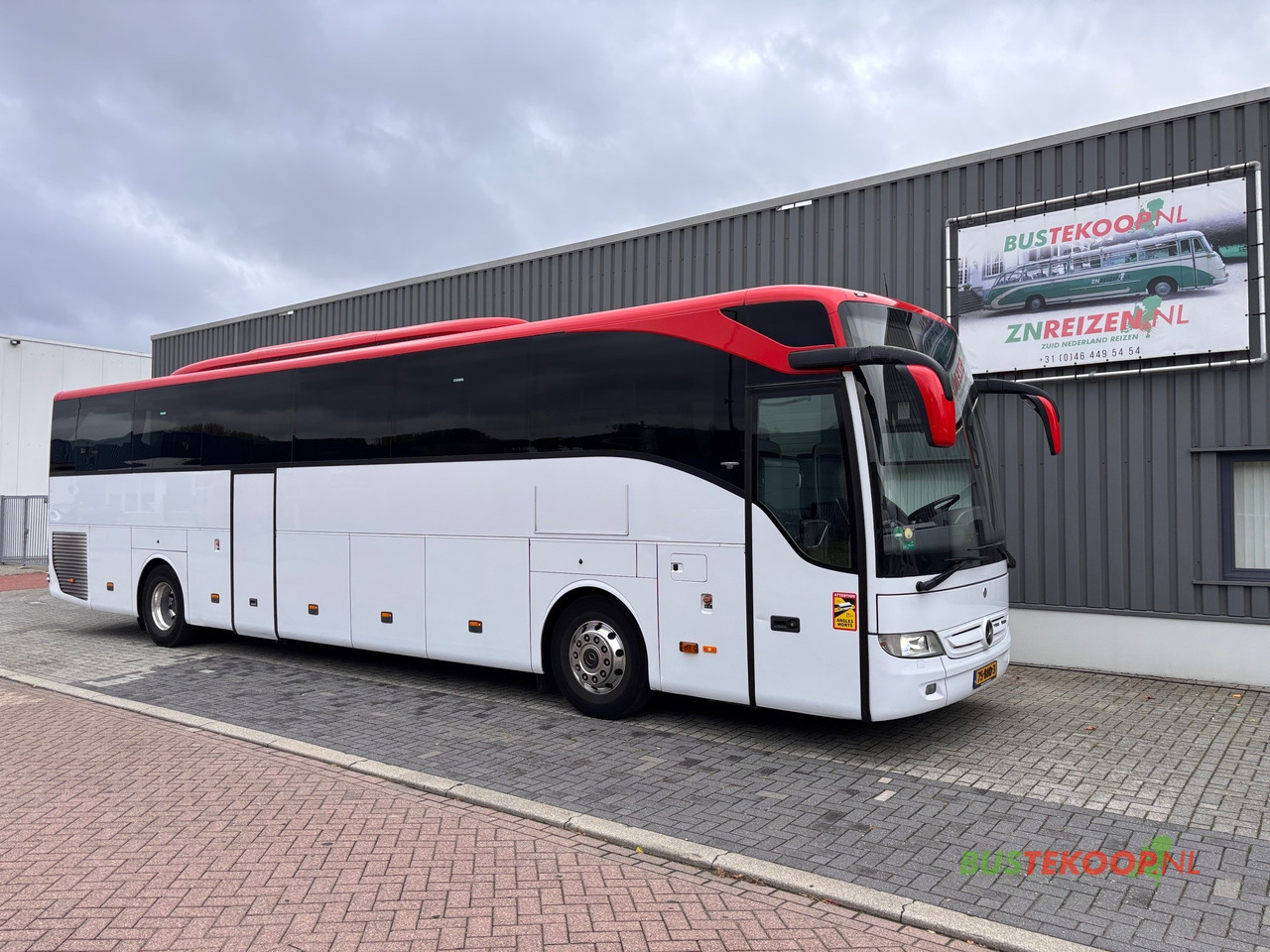 Mercedes TOURISMO RHD-M/2A - Potovalni avtobus: slika 1 Mercedes TOURISMO RHD-M/2A - Potovalni avtobus: slika 1