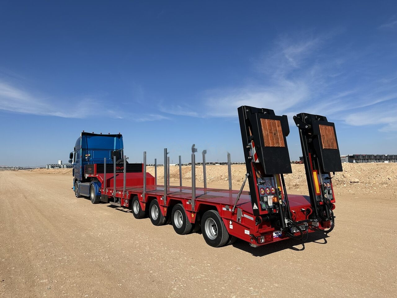 GVN Trailer 4 AXLE EXTENDABLE LOWBED - Nizko noseča polprikolica: slika 5 GVN Trailer 4 AXLE EXTENDABLE LOWBED - Nizko noseča polprikolica: slika 5