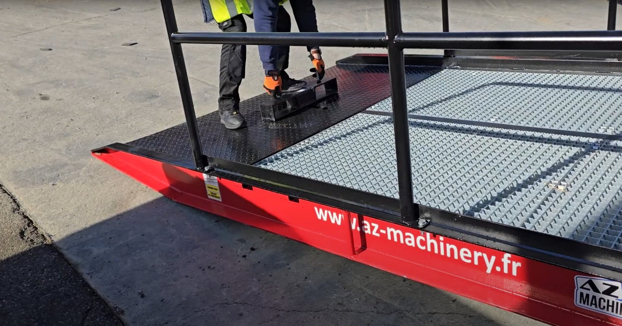AZ RAMP-PRIME XS-6 . Industrial Mobil Loading Ramp - Nakladalna rampa: slika 5 AZ RAMP-PRIME XS-6 . Industrial Mobil Loading Ramp - Nakladalna rampa: slika 5