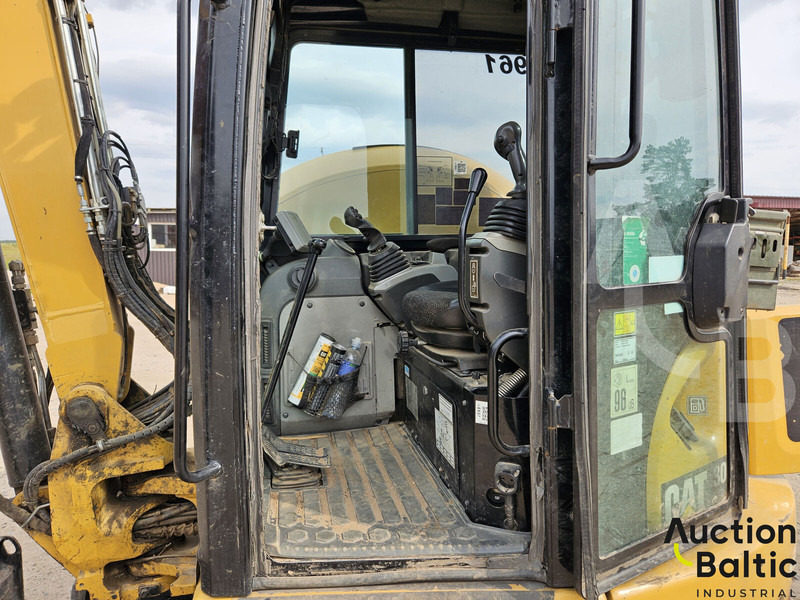Caterpillar 305.5E2CR - Mini bager: slika 5 Caterpillar 305.5E2CR - Mini bager: slika 5