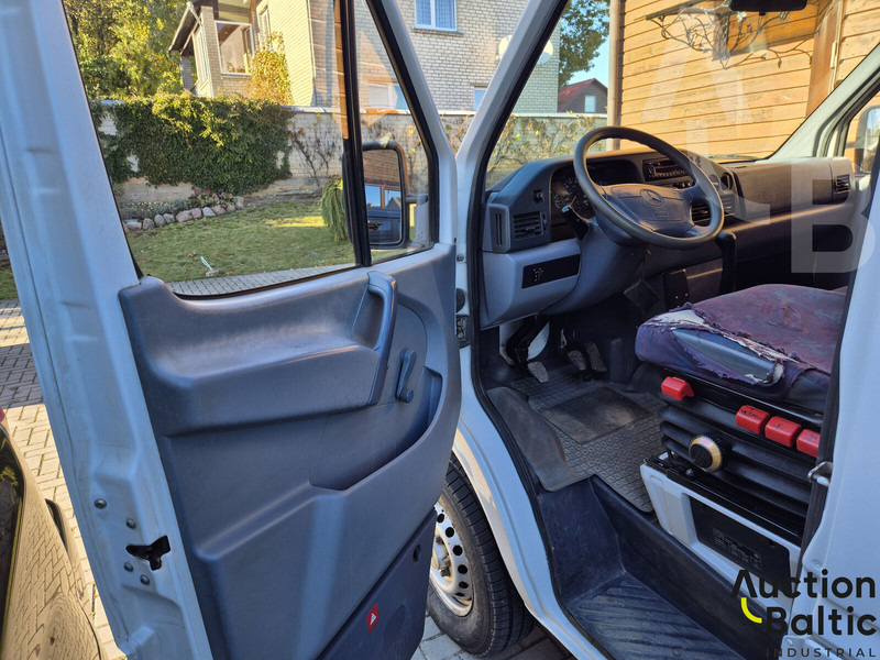 Mercedes-Benz 300-serie 312 D - Dostavno vozilo: slika 5 Mercedes-Benz 300-serie 312 D - Dostavno vozilo: slika 5