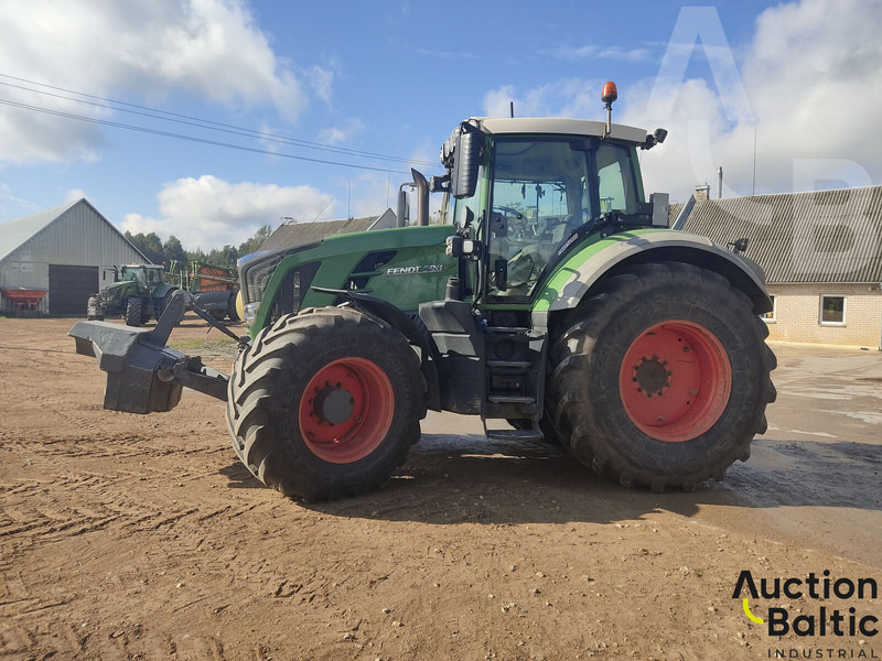 Fendt 828 Vario - Traktor: slika 4 Fendt 828 Vario - Traktor: slika 4