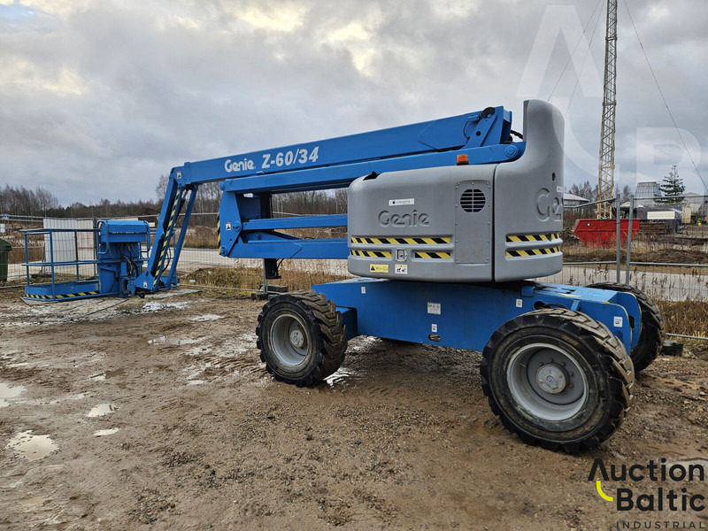 Zglobna dvižna ploščad Genie Z 60/34: slika 7