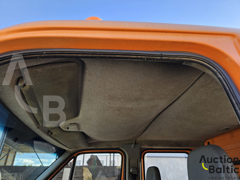 Gradbeni stroj Mercedes-Benz 313: slika 11