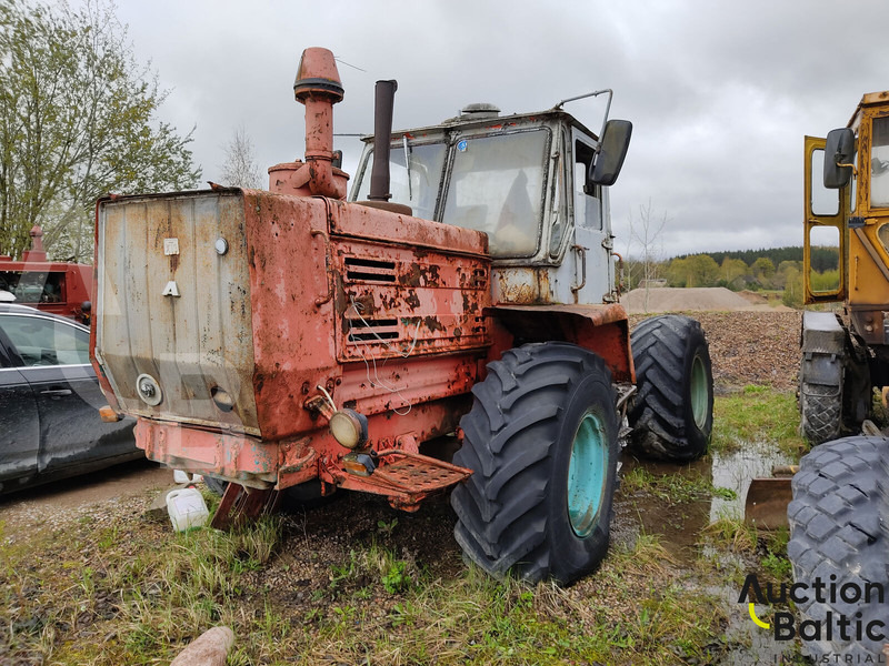HTZ XTZ T-150K - Traktor: slika 3 HTZ XTZ T-150K - Traktor: slika 3
