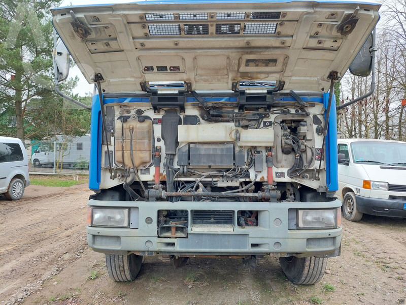 Iveco 180E18 - Tovornjak s kesonom, Tovornjak z dvigalom: slika 5 Iveco 180E18 - Tovornjak s kesonom, Tovornjak z dvigalom: slika 5