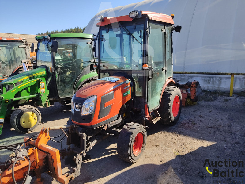 KIOTI CK 2810 - Traktor: slika 1 KIOTI CK 2810 - Traktor: slika 1
