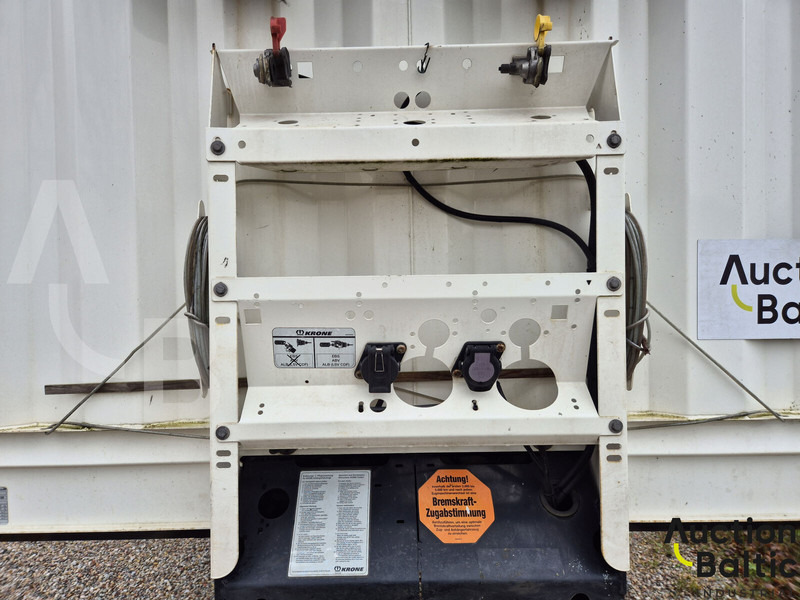 Krone SD - Polprikolica s ponjavo: slika 5 Krone SD - Polprikolica s ponjavo: slika 5