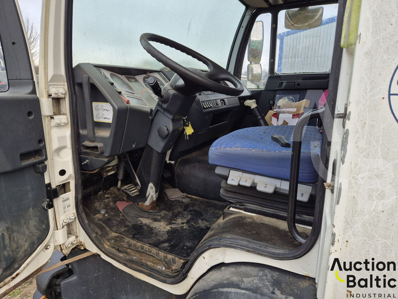 MAN LE 12.220 - Tovornjak s kesonom: slika 5 MAN LE 12.220 - Tovornjak s kesonom: slika 5