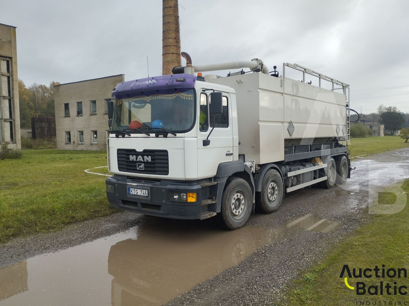 MAN T 46 - Vakuumski tovornjak: slika 1 MAN T 46 - Vakuumski tovornjak: slika 1