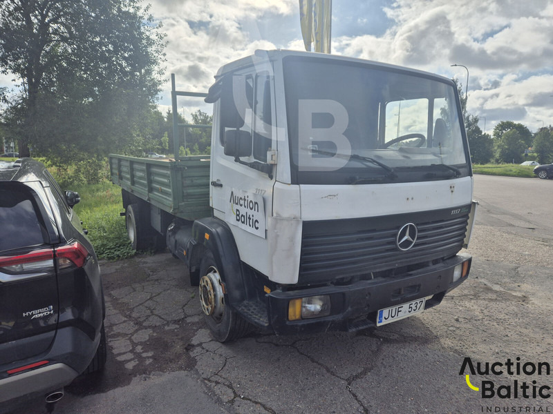 Mercedes-Benz 1117 - Tovornjak s kesonom: slika 2 Mercedes-Benz 1117 - Tovornjak s kesonom: slika 2