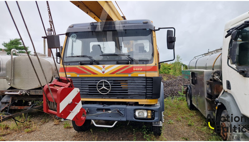 Mercedes-Benz 1417 - Avtodvigalo za vse namene: slika 2 Mercedes-Benz 1417 - Avtodvigalo za vse namene: slika 2