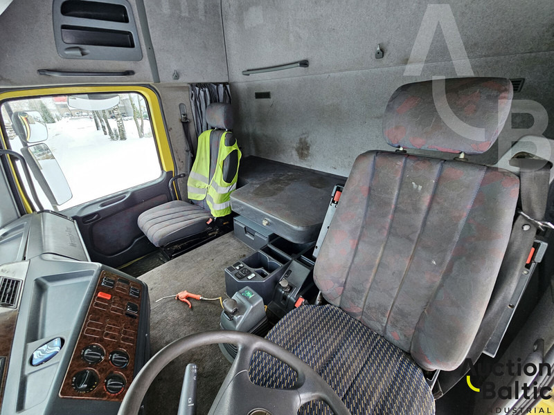 Mercedes-Benz 1831 - Tovornjak prekucnik: slika 5 Mercedes-Benz 1831 - Tovornjak prekucnik: slika 5