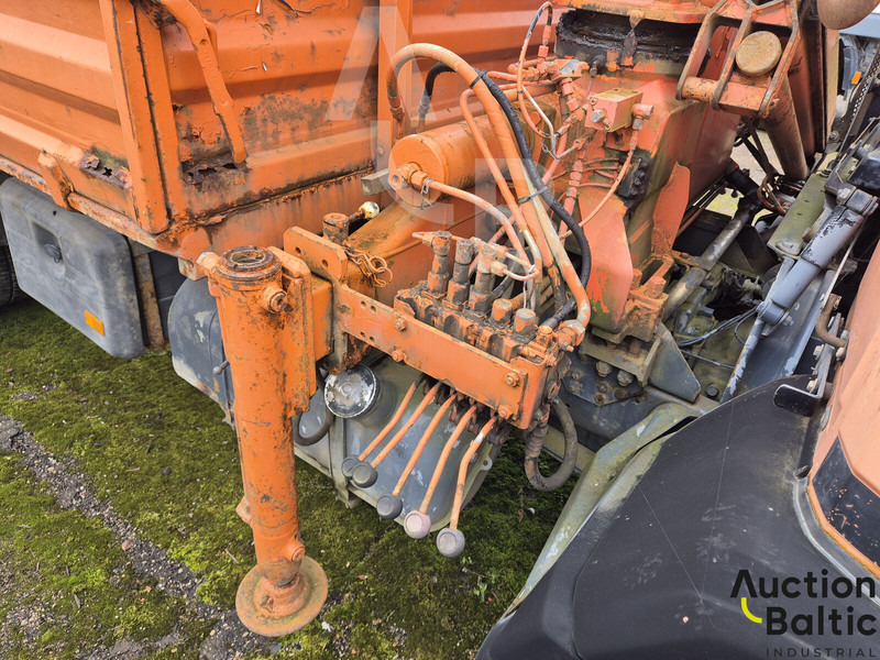 Tovornjak prekucnik Mercedes-Benz 814: slika 14