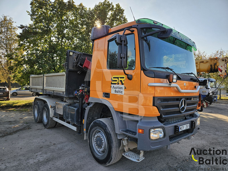 Mercedes-Benz Actros 1844 - Tovornjak prekucnik, Tovornjak z dvigalom: slika 1 Mercedes-Benz Actros 1844 - Tovornjak prekucnik, Tovornjak z dvigalom: slika 1