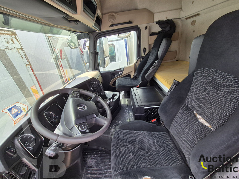 Mercedes-Benz Actros 2551 - Tovornjak zabojnik: slika 5 Mercedes-Benz Actros 2551 - Tovornjak zabojnik: slika 5