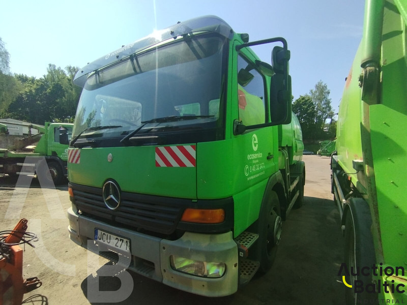Mercedes-Benz Atego 1318 - Vozilo za pometanje: slika 2 Mercedes-Benz Atego 1318 - Vozilo za pometanje: slika 2