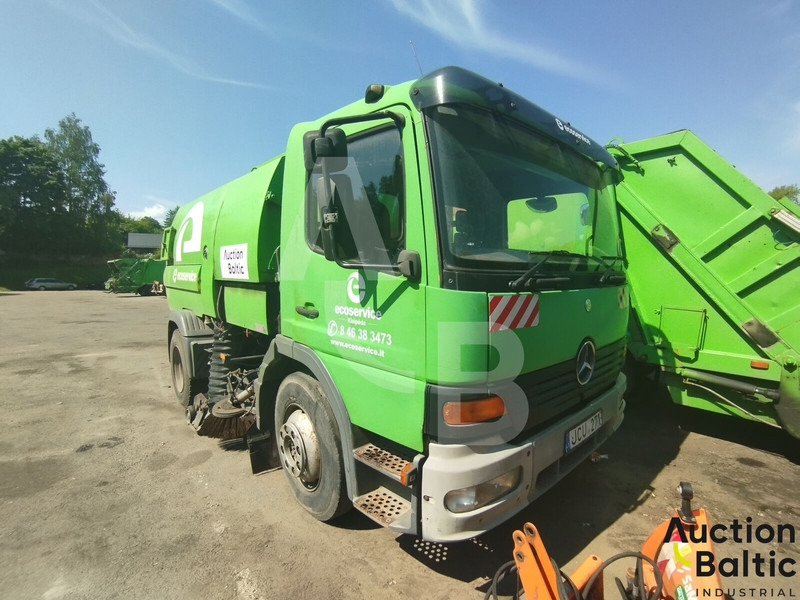 Mercedes-Benz Atego 1318 - Vozilo za pometanje: slika 1 Mercedes-Benz Atego 1318 - Vozilo za pometanje: slika 1