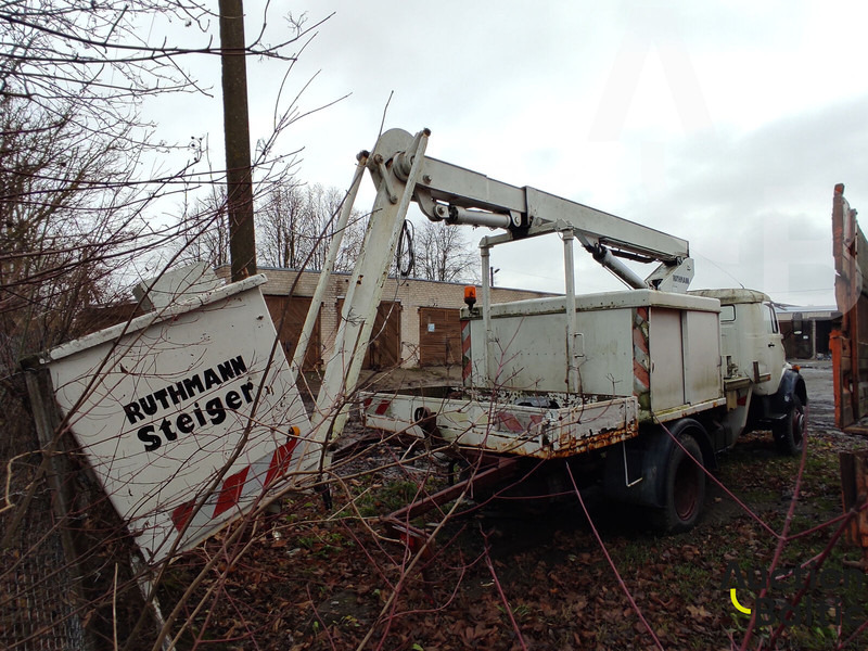 Mercedes-Benz Lako 911 - Dvižna ploščad montirana na tovornjak: slika 4 Mercedes-Benz Lako 911 - Dvižna ploščad montirana na tovornjak: slika 4
