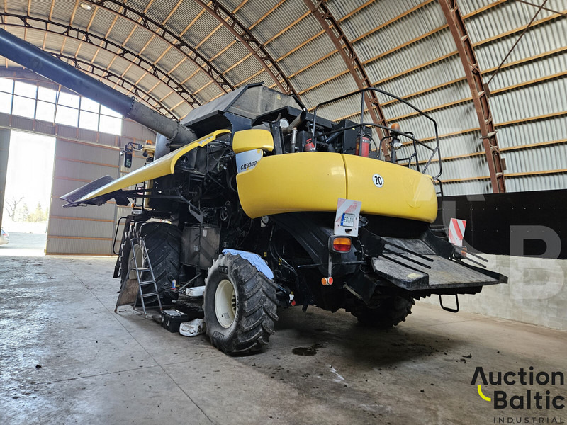 New Holland CR 9080 - Kombajn harvester: slika 3 New Holland CR 9080 - Kombajn harvester: slika 3