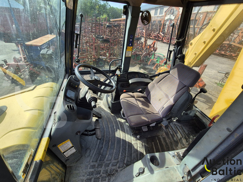 New Holland LB 110-4 PT - Bager na kolesih: slika 5 New Holland LB 110-4 PT - Bager na kolesih: slika 5