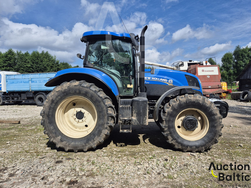 New Holland T 7.210 - Traktor: slika 3 New Holland T 7.210 - Traktor: slika 3